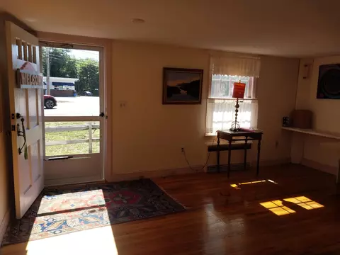 Entry Way - 10 Pine Point Rd, Wellfleet, MA 02667 photo 1 of 1