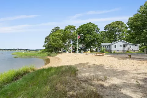 Exterior - 20 Bayside Ave, Wareham, MA 02571 photo 1 of 3