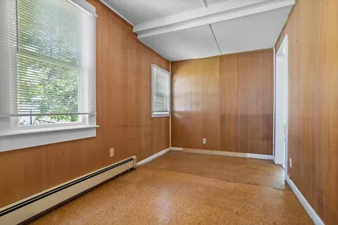 Bedroom - 20 Bayside Ave, Wareham, MA 02571 photo 5 of 5