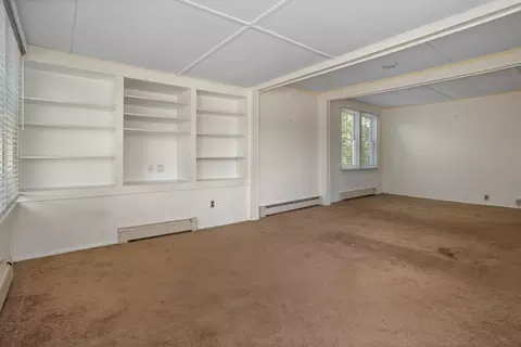 Living - 20 Bayside Ave, Wareham, MA 02571 photo 4 of 6
