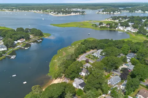 View/Area - 20 Bayside Ave, Wareham, MA 02571 photo 1 of 5