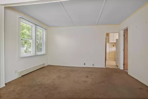 Living - 20 Bayside Ave, Wareham, MA 02571 photo 5 of 6