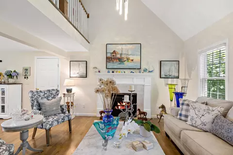 Living - 62 Dory Ln, Eastham, MA 02642 photo 6 of 6