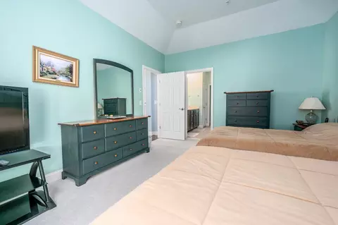 Bedroom - 72 Grey Hawk Dr, Mashpee, MA 02649 photo 2 of 4