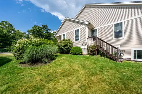 Exterior - 72 Grey Hawk Dr, Mashpee, MA 02649 photo 2 of 3