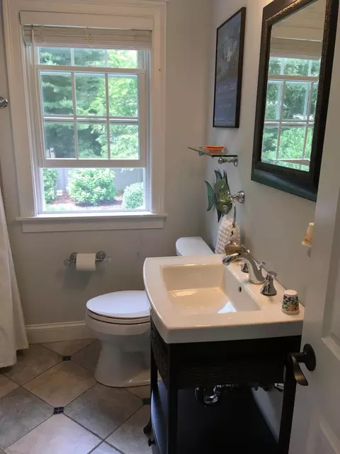 Bath - 23 Seabreeze Dr, Bourne, MA 02532 photo 6 of 8