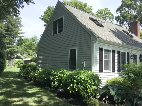 Exterior - 23 Seabreeze Dr, Bourne, MA 02532 photo 2 of 5