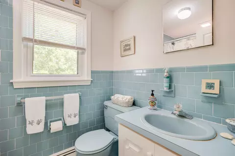 Bath - 240 Braggs Ln, Barnstable, MA 02630 photo 1 of 2