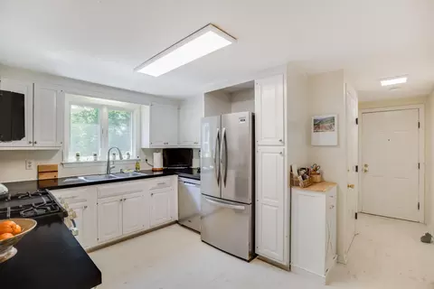Kitchen - 240 Braggs Ln, Barnstable, MA 02630 photo 2 of 10