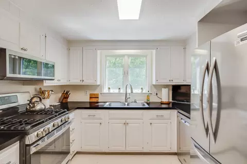 Kitchen - 240 Braggs Ln, Barnstable, MA 02630 photo 1 of 10