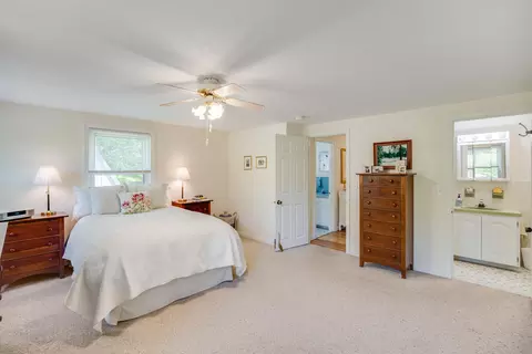 Bedroom - 240 Braggs Ln, Barnstable, MA 02630 photo 3 of 8
