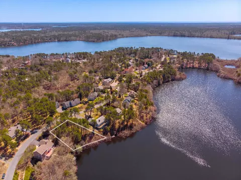 0 Canoe Pond Dr, Brewster, MA 02631
