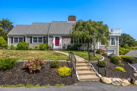55 Christopher Harding Ln, Chatham, MA 02633