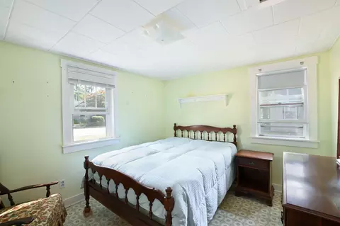 Bedroom - 7 Freeman St, Bourne, MA 02532 photo 3 of 3