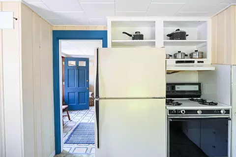 Kitchen - 7 Freeman St, Bourne, MA 02532 photo 3 of 3