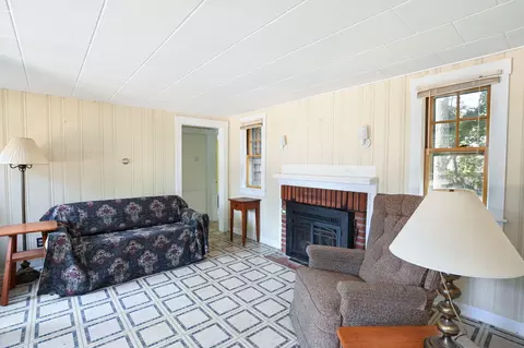 Living - 7 Freeman St, Bourne, MA 02532 photo 1 of 2