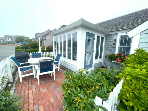 Exterior - 3 Hyannis Point Rd, Mashpee, MA 02649 photo 4 of 8
