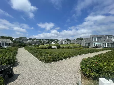 Exterior - 3 Hyannis Point Rd, Mashpee, MA 02649 photo 8 of 8