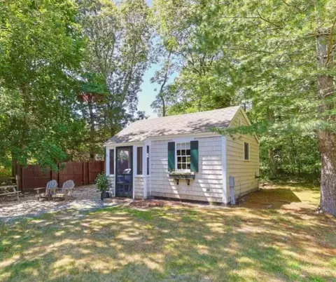 1975 State Hwy #3, Eastham, MA 02642