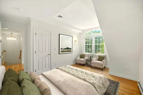 Bedroom - 81 Falling Leaf Ln, Osterville, MA 02655 photo 6 of 7