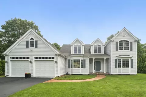 Exterior - 81 Falling Leaf Ln, Osterville, MA 02655 photo 1 of 8
