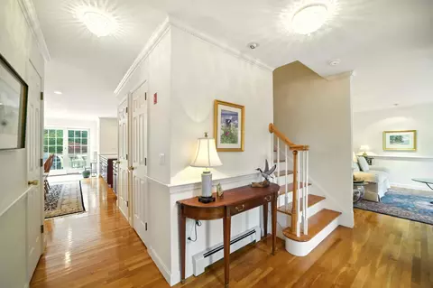 Entry Way - 81 Falling Leaf Ln, Osterville, MA 02655 photo 3 of 5