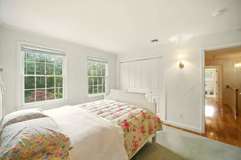 Bedroom - 81 Falling Leaf Ln, Osterville, MA 02655 photo 5 of 7