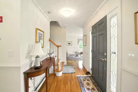 Entry Way - 81 Falling Leaf Ln, Osterville, MA 02655 photo 2 of 5