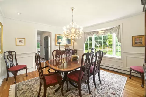 Dining - 81 Falling Leaf Ln, Osterville, MA 02655 photo 4 of 4