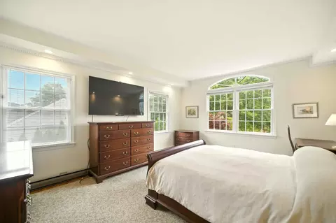 Bedroom - 81 Falling Leaf Ln, Osterville, MA 02655 photo 1 of 7
