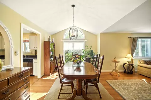 14 Sandview Ter, Mashpee, MA 02649 photo 8