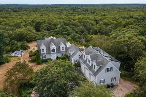 74 Saddler Ln, West Barnstable, MA 02668