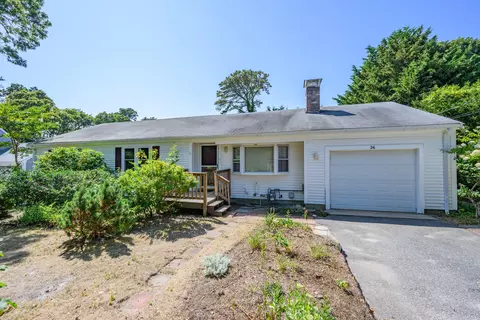 26 Pleasant Park Cir, Harwich, MA 02645