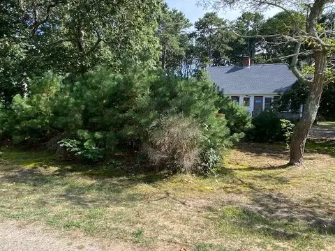 Exterior - 35 Maria Rd, Eastham, MA 02642 photo 6 of 8