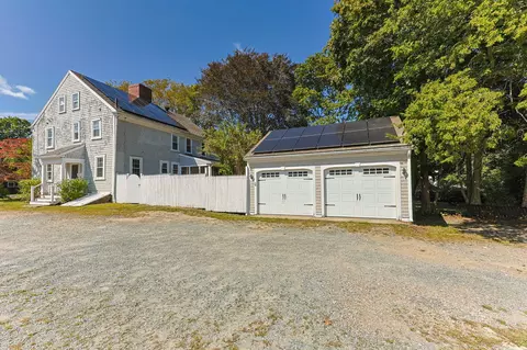 Exterior - 60 Gibbs Ave, Wareham, MA 02571 photo 7 of 11