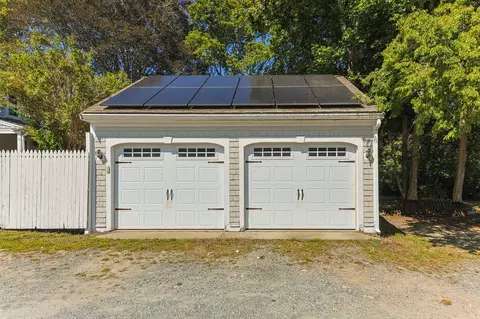 Exterior - 60 Gibbs Ave, Wareham, MA 02571 photo 2 of 11