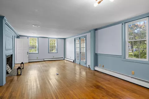 Living - 60 Gibbs Ave, Wareham, MA 02571 photo 1 of 4