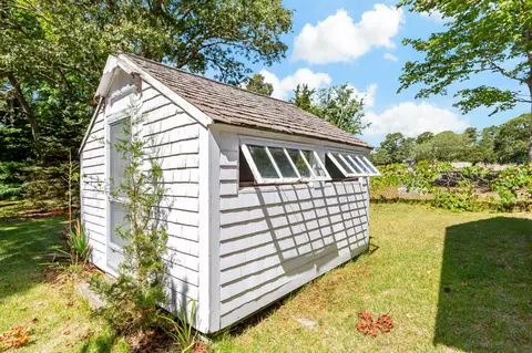 Exterior - 426 Old Post Rd, Cotuit, MA 02635 photo 7 of 7