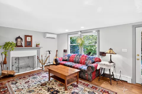 Living - 11 Whelpley Rd, Eastham, MA 02642 photo 1 of 3