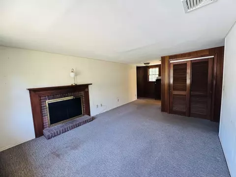 Living - 22 Monomoy Cir, Centerville, MA 02632 photo 3 of 3