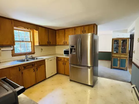 Kitchen - 22 Monomoy Cir, Centerville, MA 02632 photo 3 of 3