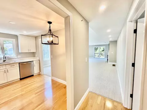 6 Masters Ct, Mashpee, MA 02649 photo 14