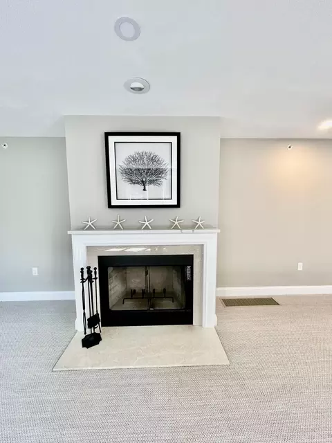 6 Masters Ct, Mashpee, MA 02649 photo 8