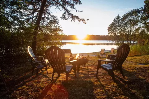 21 Green Acres Ln, Forestdale, MA 02644