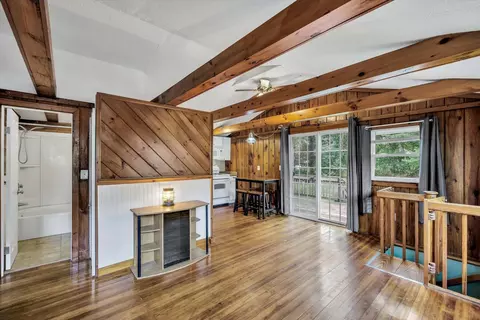 95 Lake Ave, East Wareham, MA 02538 photo 5