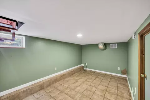 95 Lake Ave, East Wareham, MA 02538 photo 29