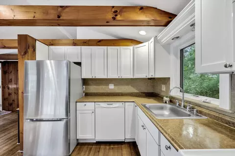 95 Lake Ave, East Wareham, MA 02538 photo 14