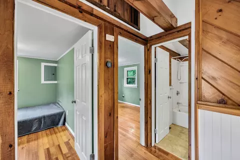 95 Lake Ave, East Wareham, MA 02538 photo 17