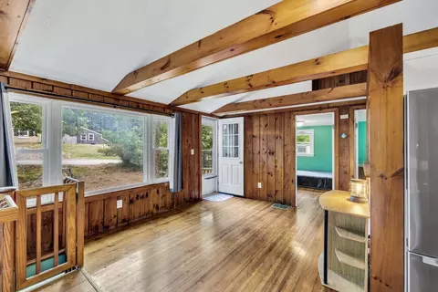 95 Lake Ave, East Wareham, MA 02538 photo 7
