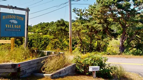 168 Shore Rd #9, Truro, MA 02666